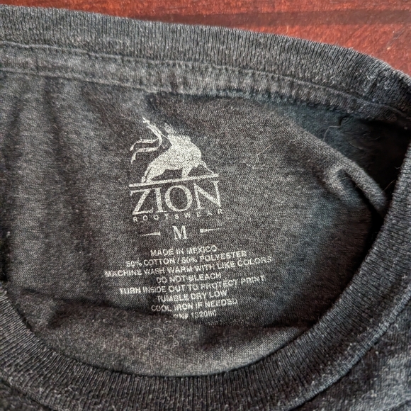 Johnny Cash tee - Picture 2 of 3